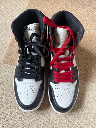 Nike Air Jordan 1 Retro High OG "Black Toe"