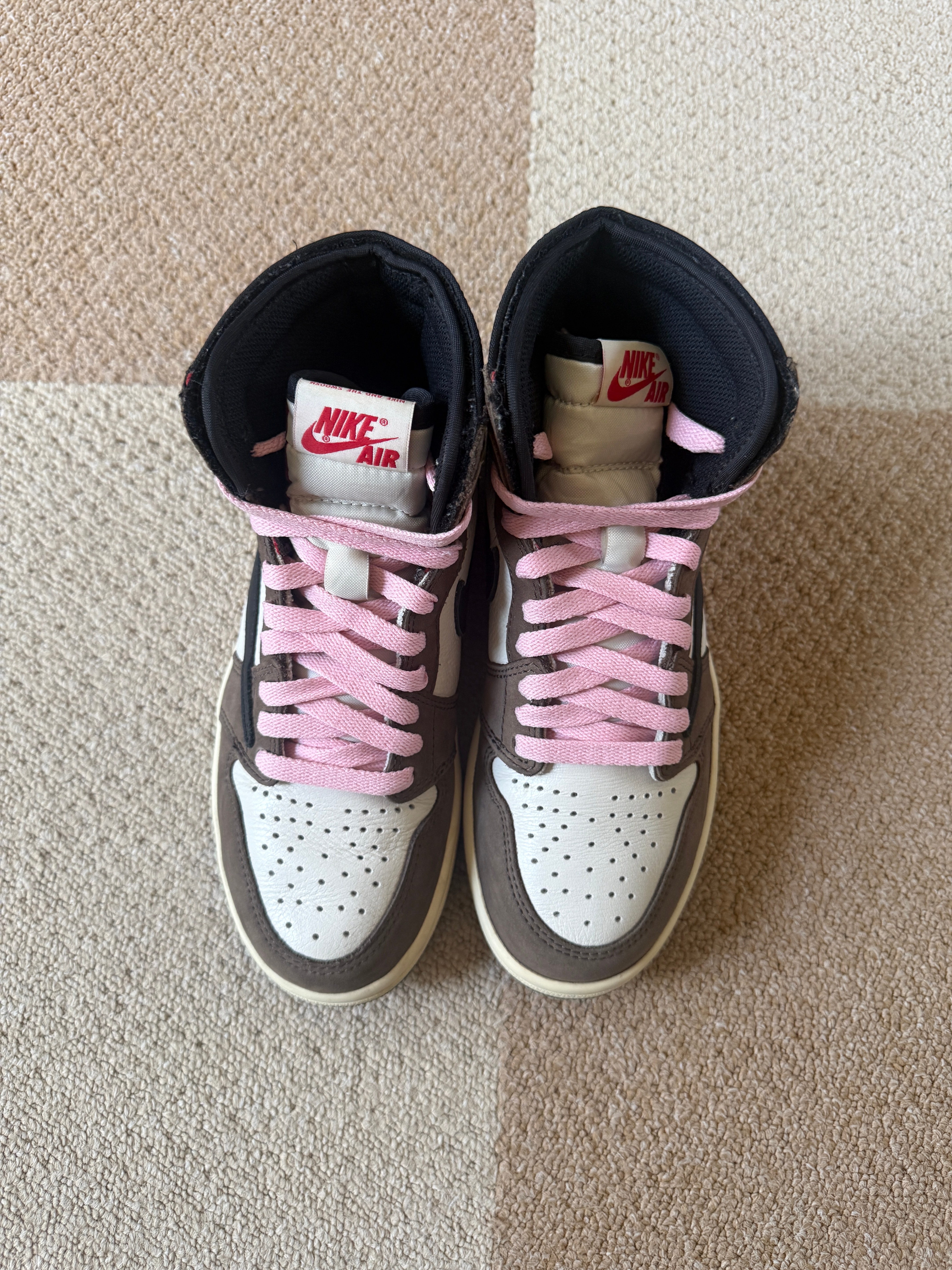 Travis Scott × Nike Air Jordan 1 Retro High OG TS SP "Sail/Dark Mocha"