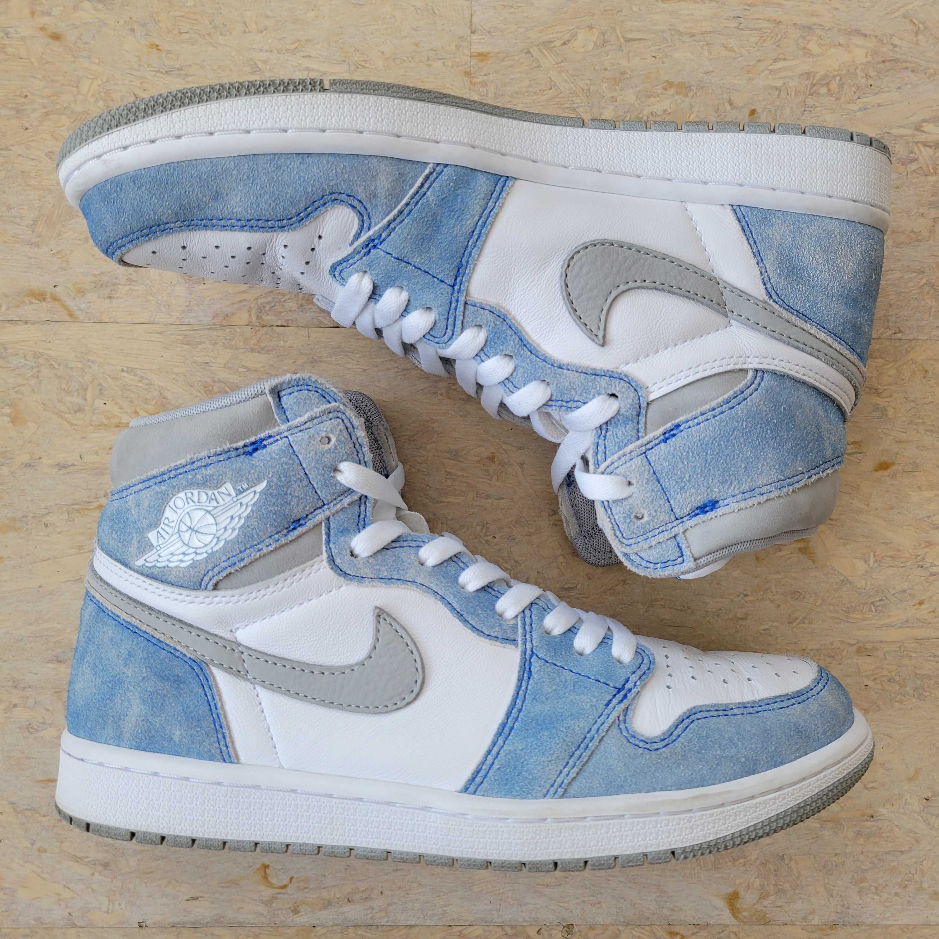 Nike Air Jordan 1 High OG "Hyper Royal"