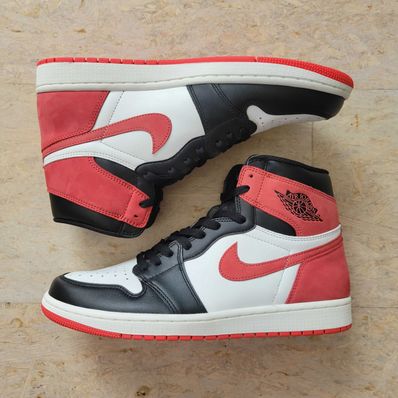 NIKE AIR JORDAN 1 RETRO HIGH "TRACK RED"