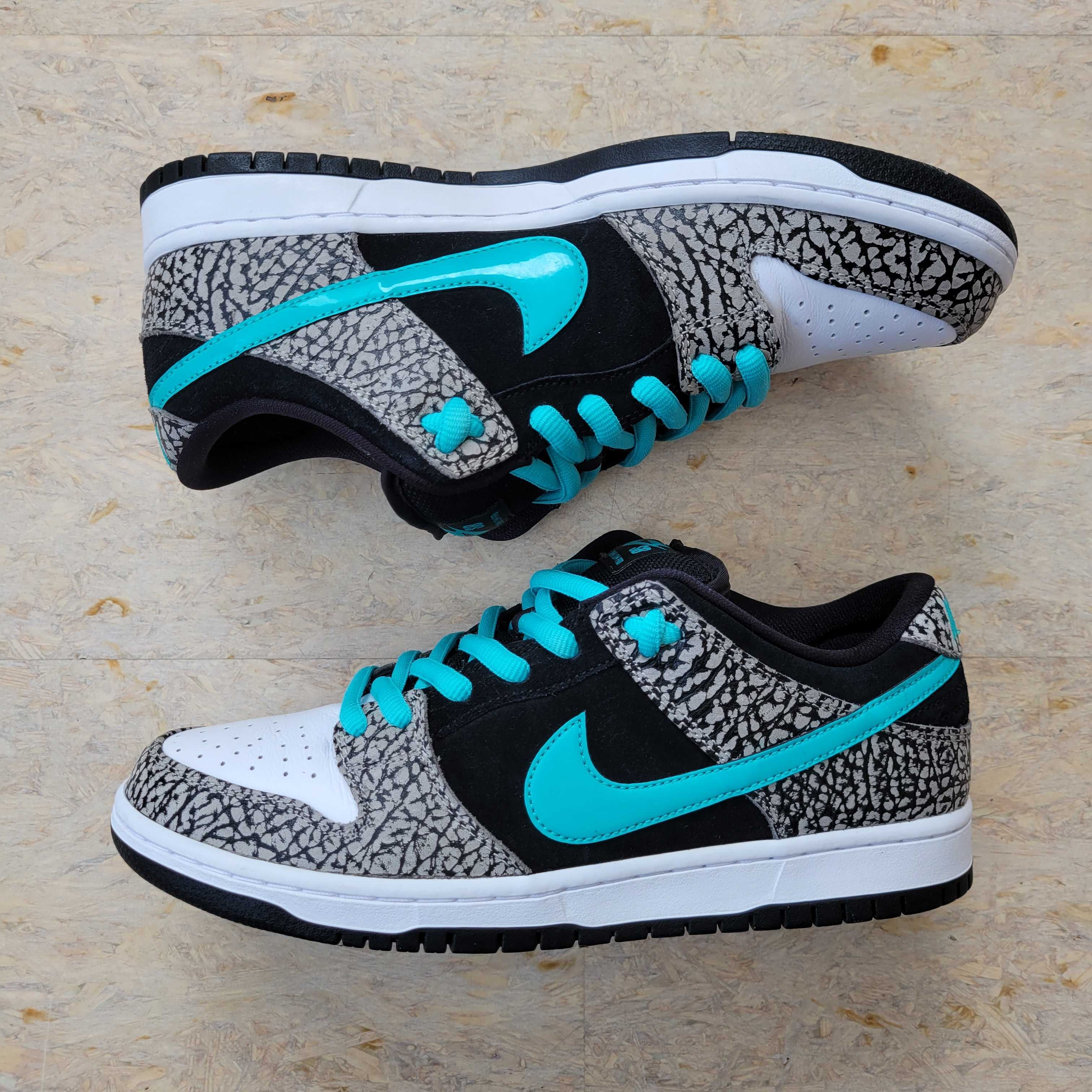Nike SB Dunk Low "Elephant/Safari"