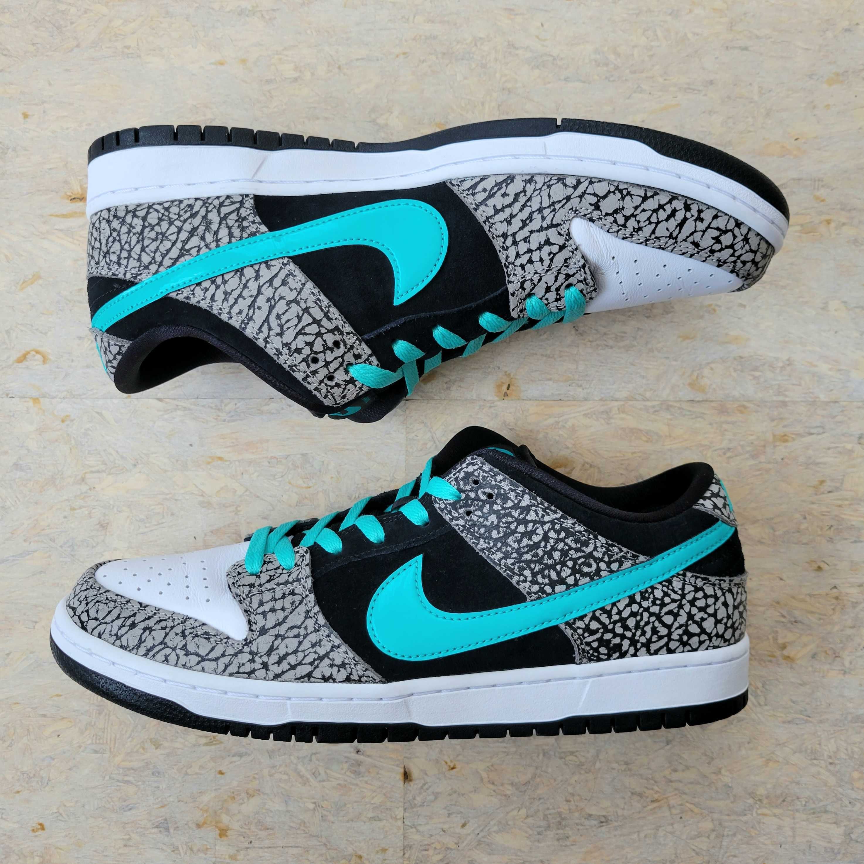 Nike SB Dunk Low "Elephant/Safari"