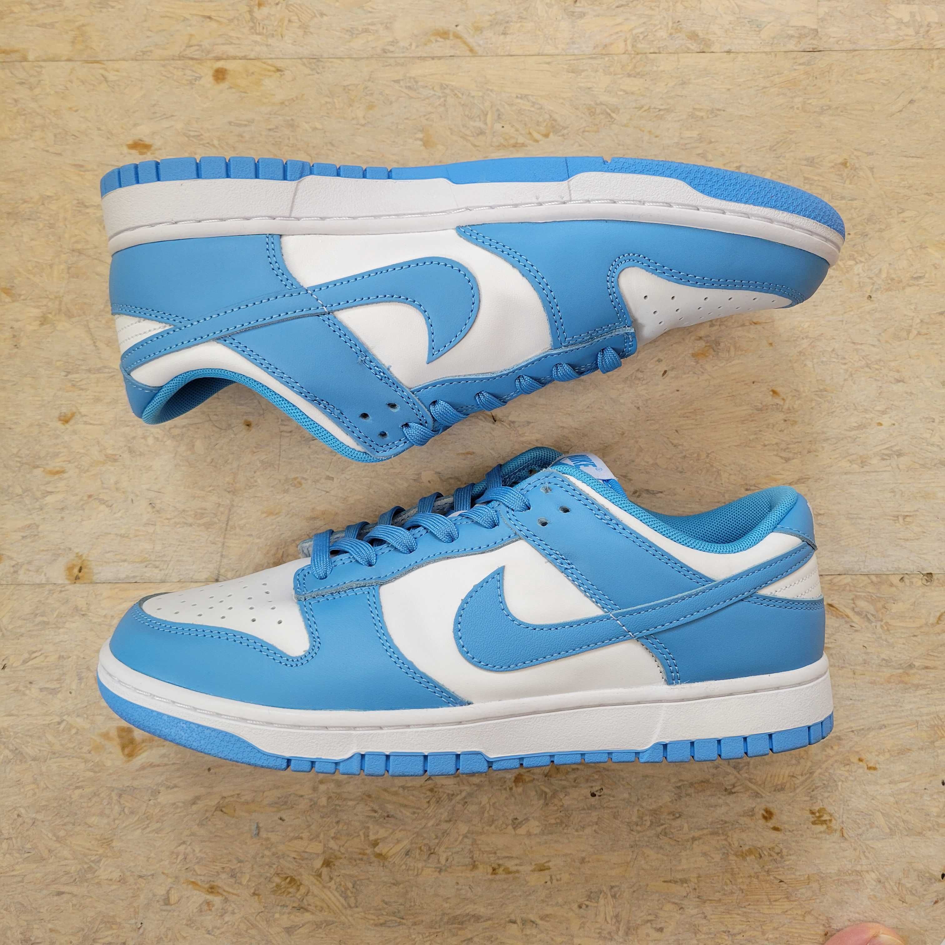Nike Dunk Low "University Blue"