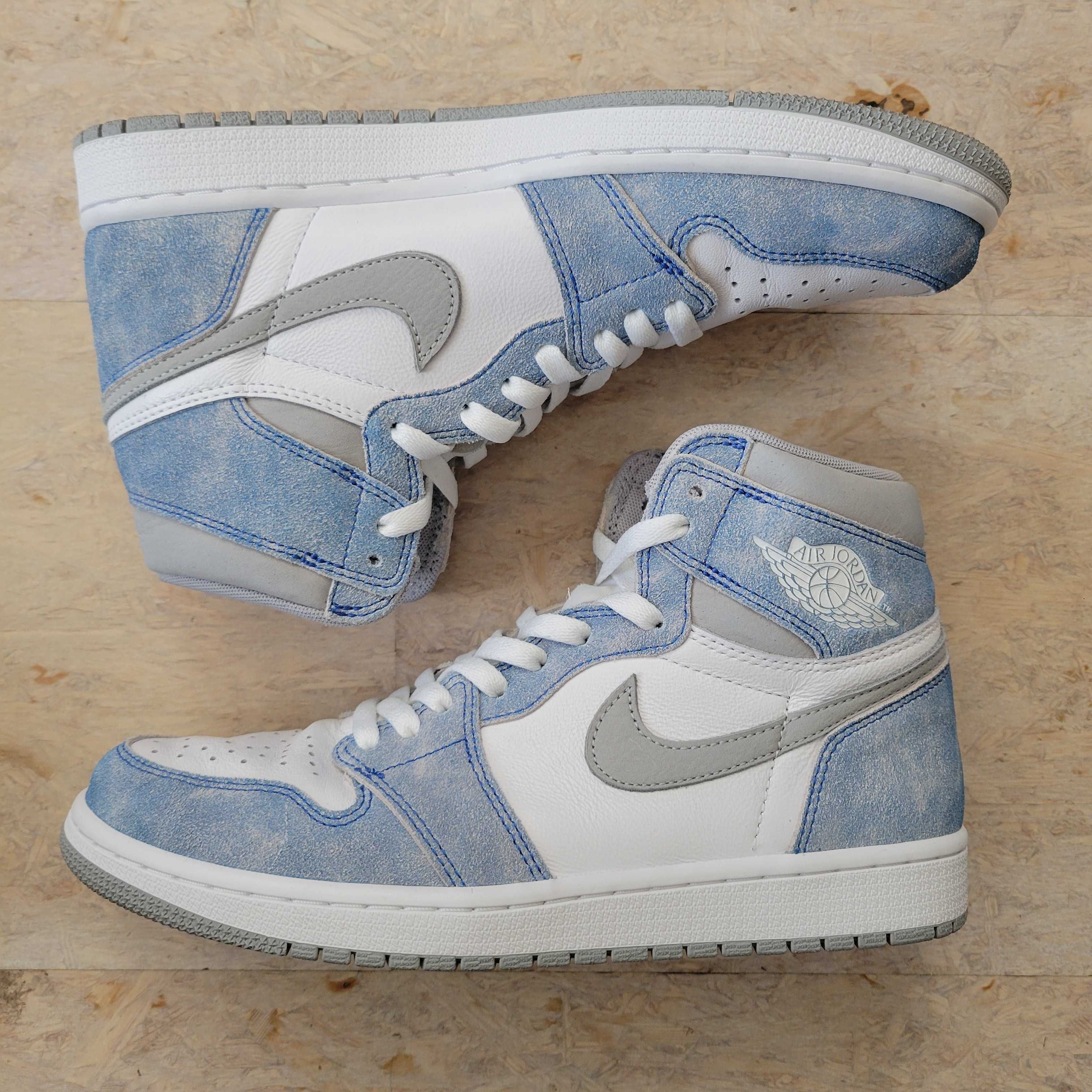 Nike Air Jordan 1 High OG "Hyper Royal"