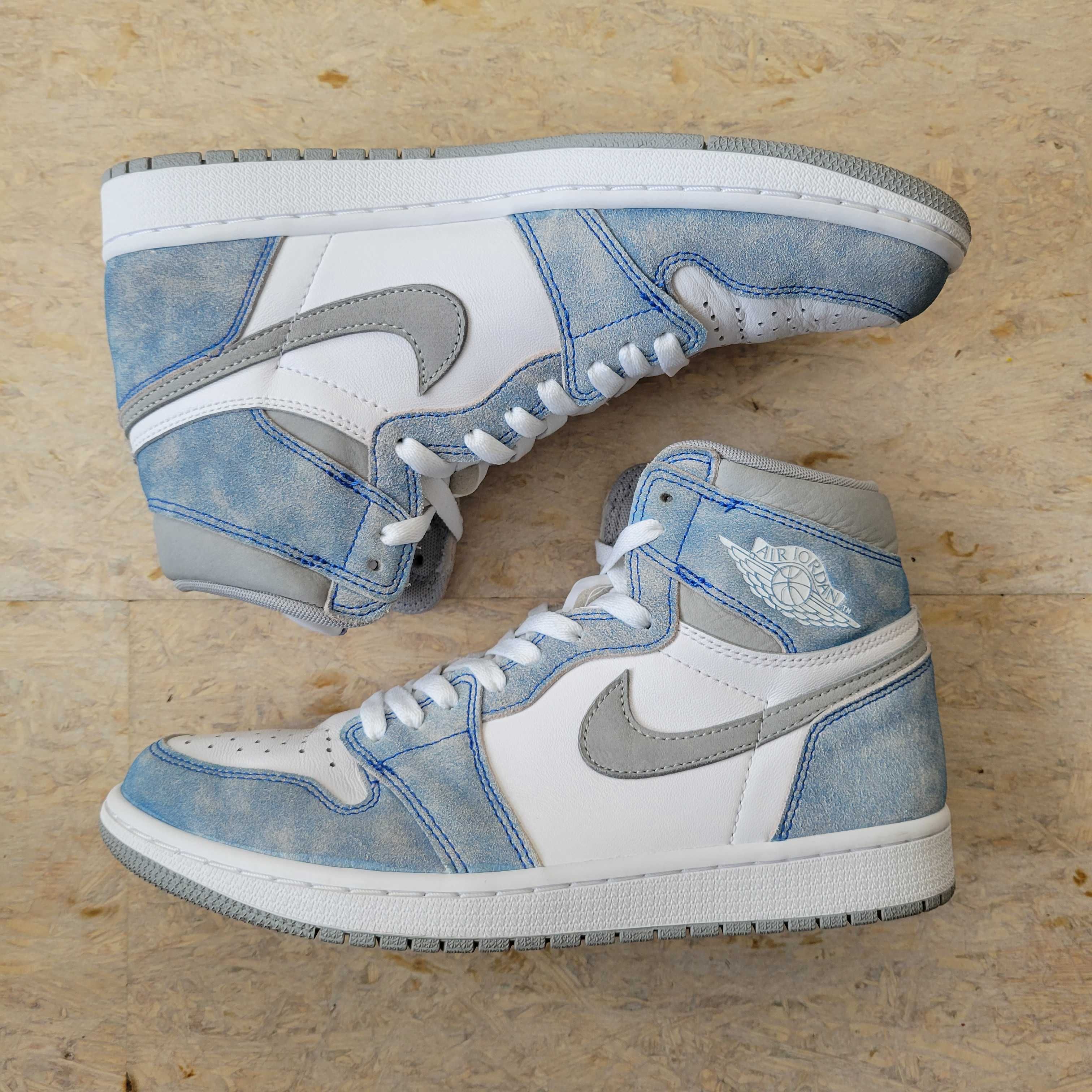 Nike Air Jordan 1 High OG "Hyper Royal"