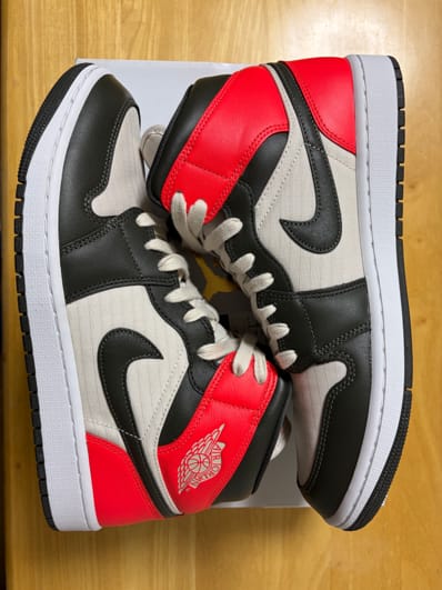 Nike Women's Air Jordan 1 Mid "Light Orewood Brown"