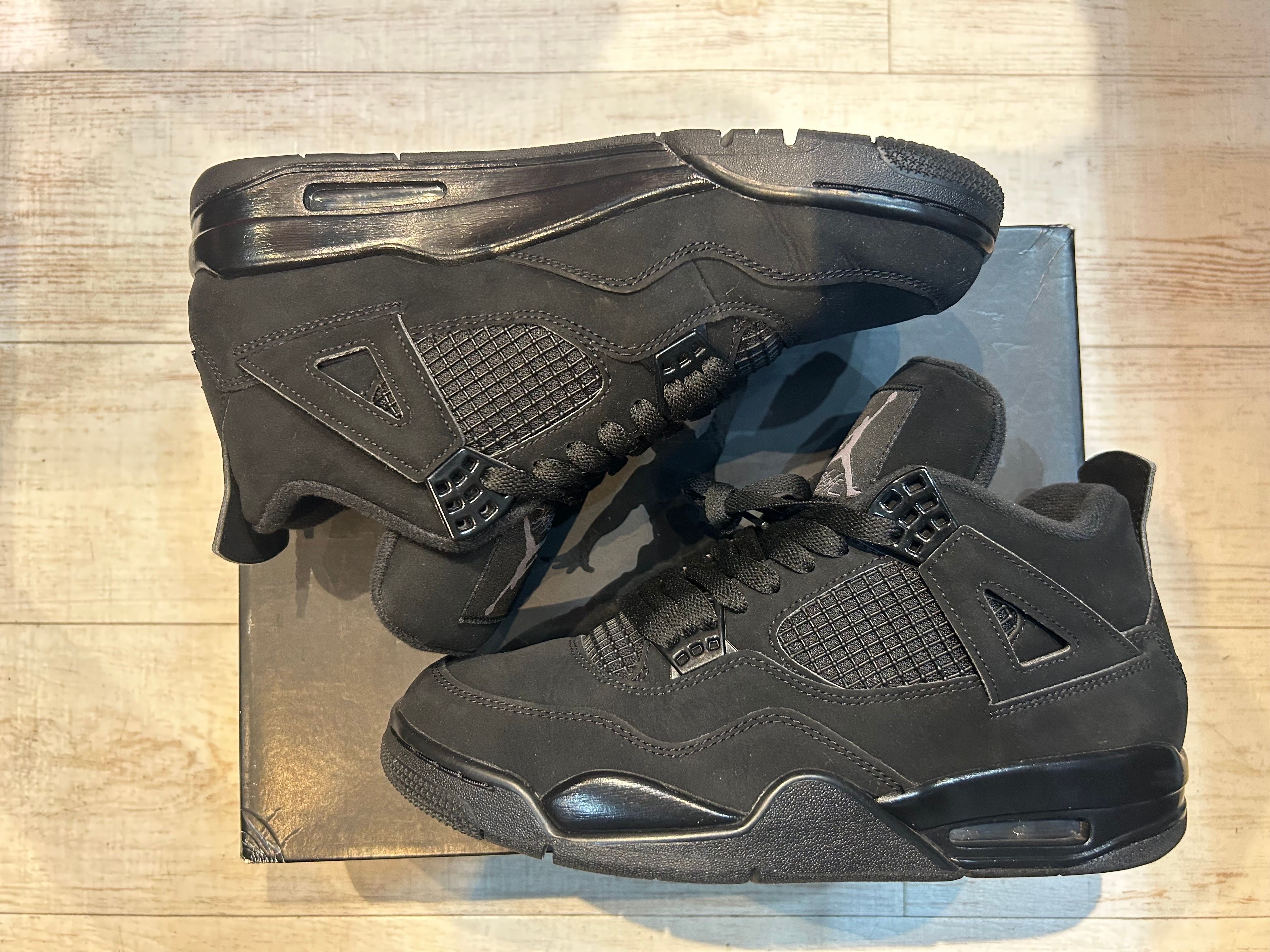Nike Air Jordan 4 "Black Cat"