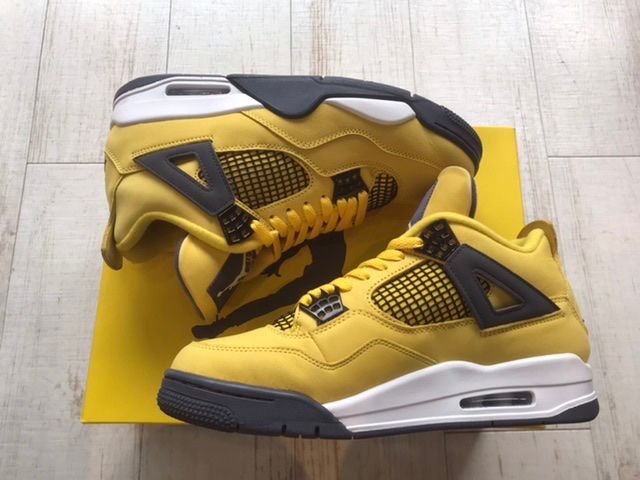Nike Air Jordan 4 "Tour Yellow"
