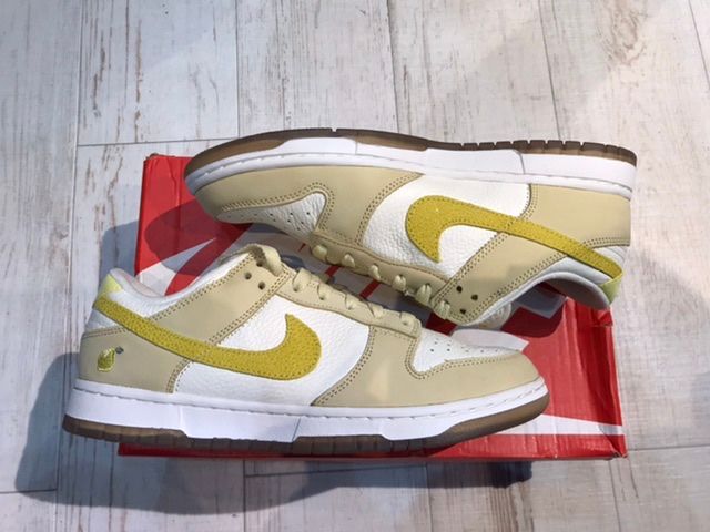 NIKE Women's DUNK LOW "LEMON DROP"