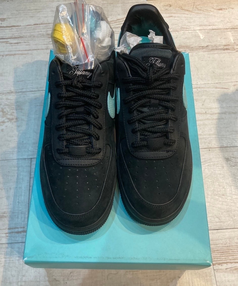Tiffany & Co. × Nike Air Force 1 Low "1837"
