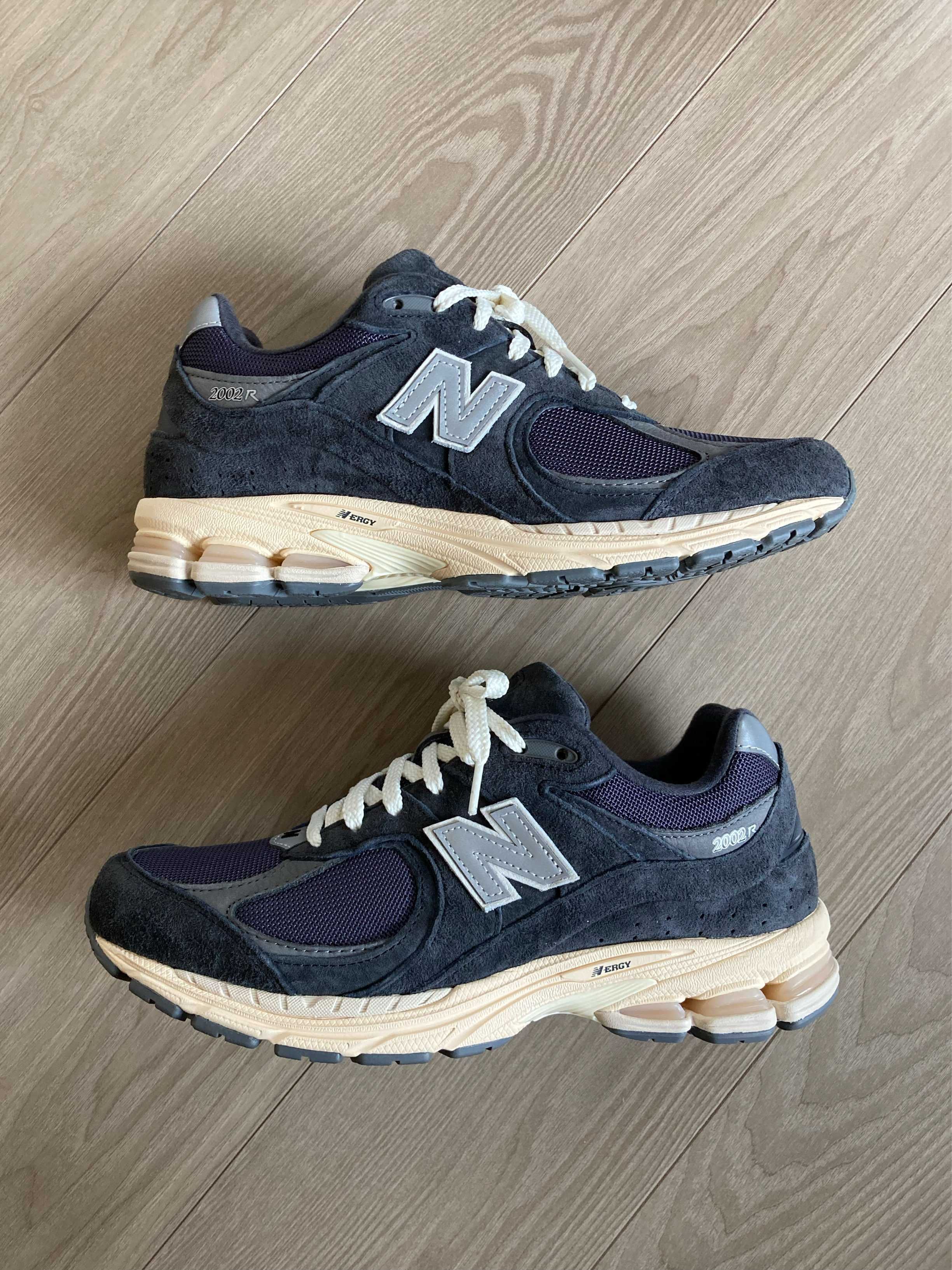 New Balance 2002R "Phantom"