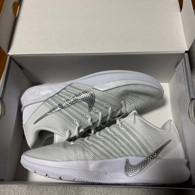 Nike Women's Sabrina 3 "White/Mint Foam" (HF2881-101/HF2882-101)