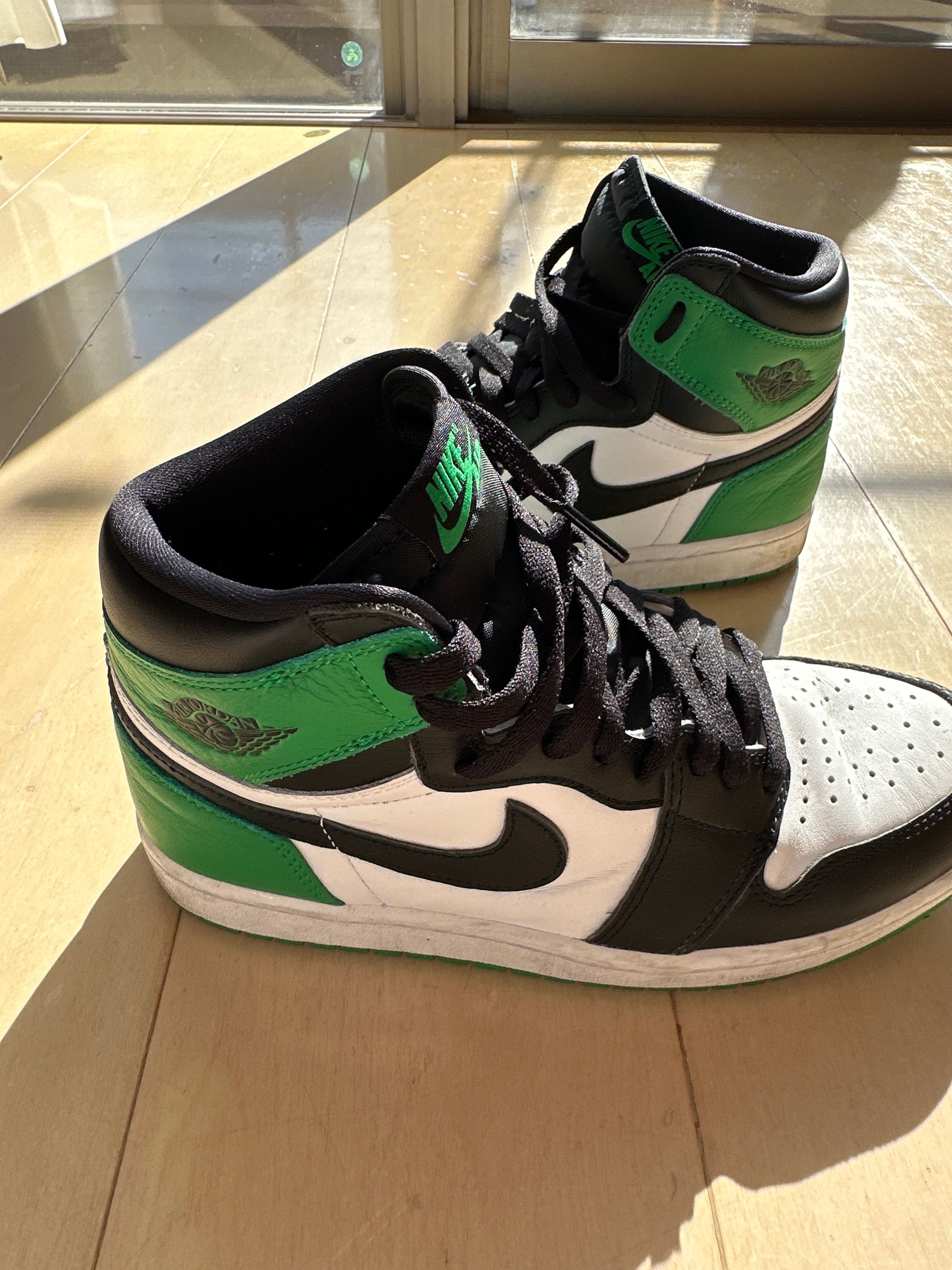 Nike Air Jordan 1 Retro High OG "Celtics/Black and Lucky Green" (2023)