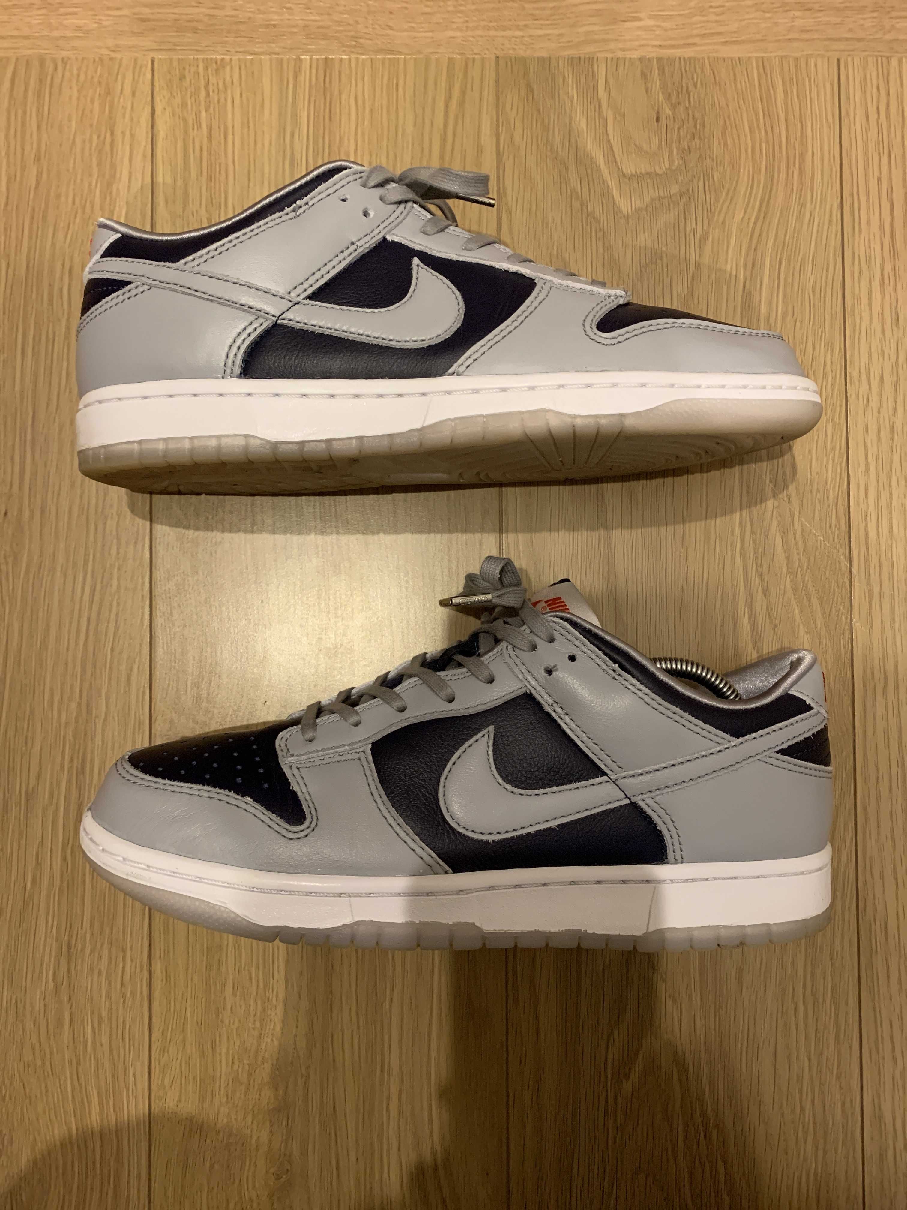 NIKE Women's DUNK LOW "COLLEGE NAVY"