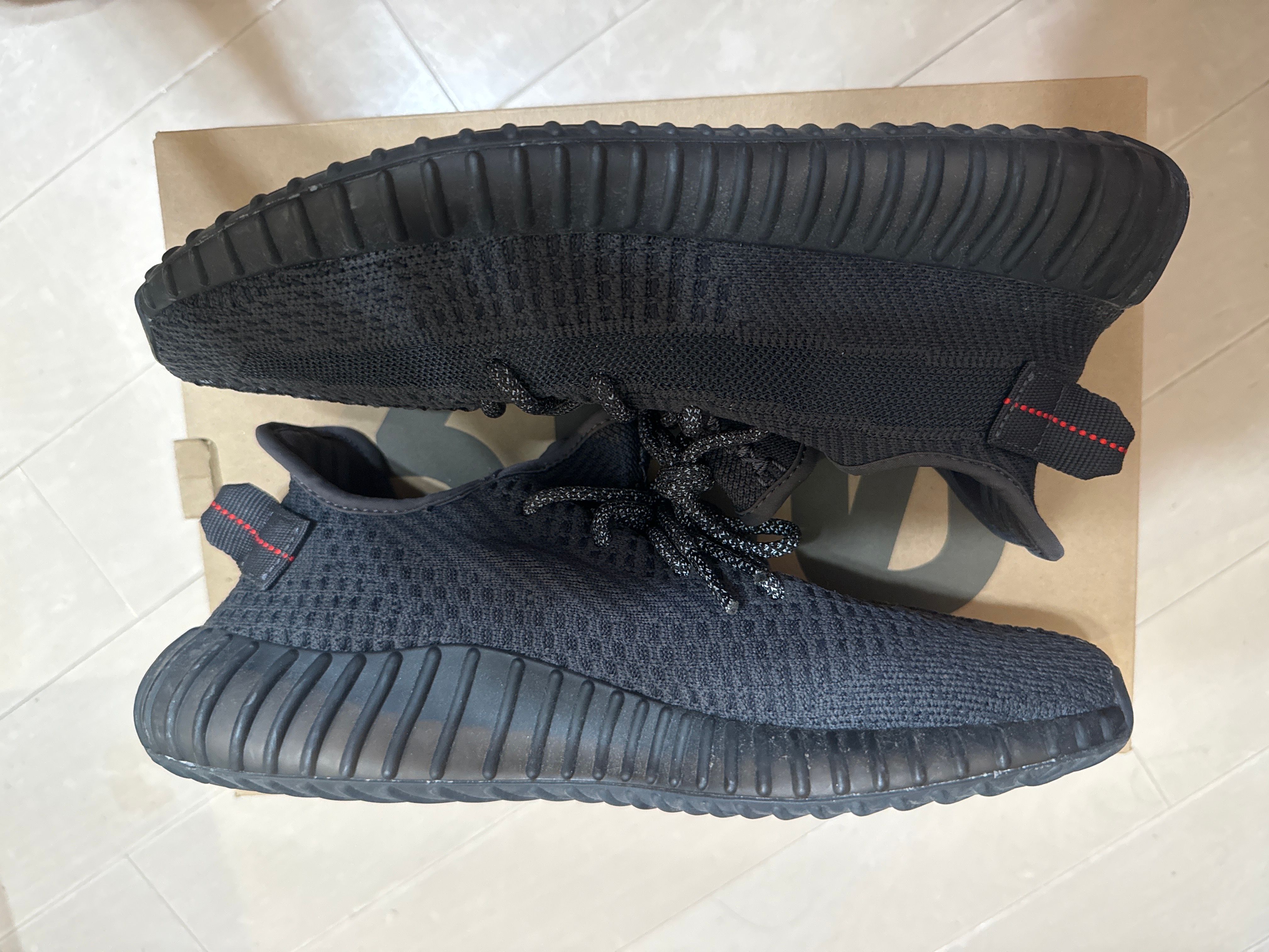 adidas YEEZY Boost 350 V2 "Black"