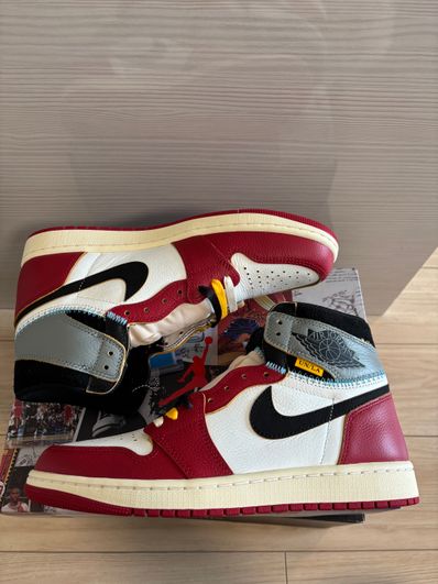 UNION × Nike Air Jordan 1 Retro High OG "Chicago/Shadow"