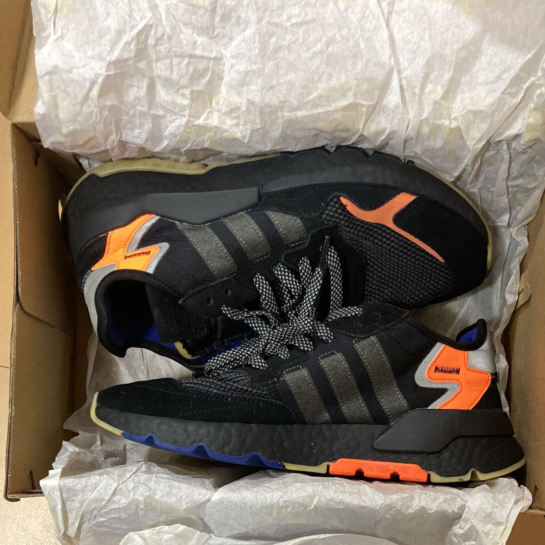 アディダス ナイトジョガー "ブラック"