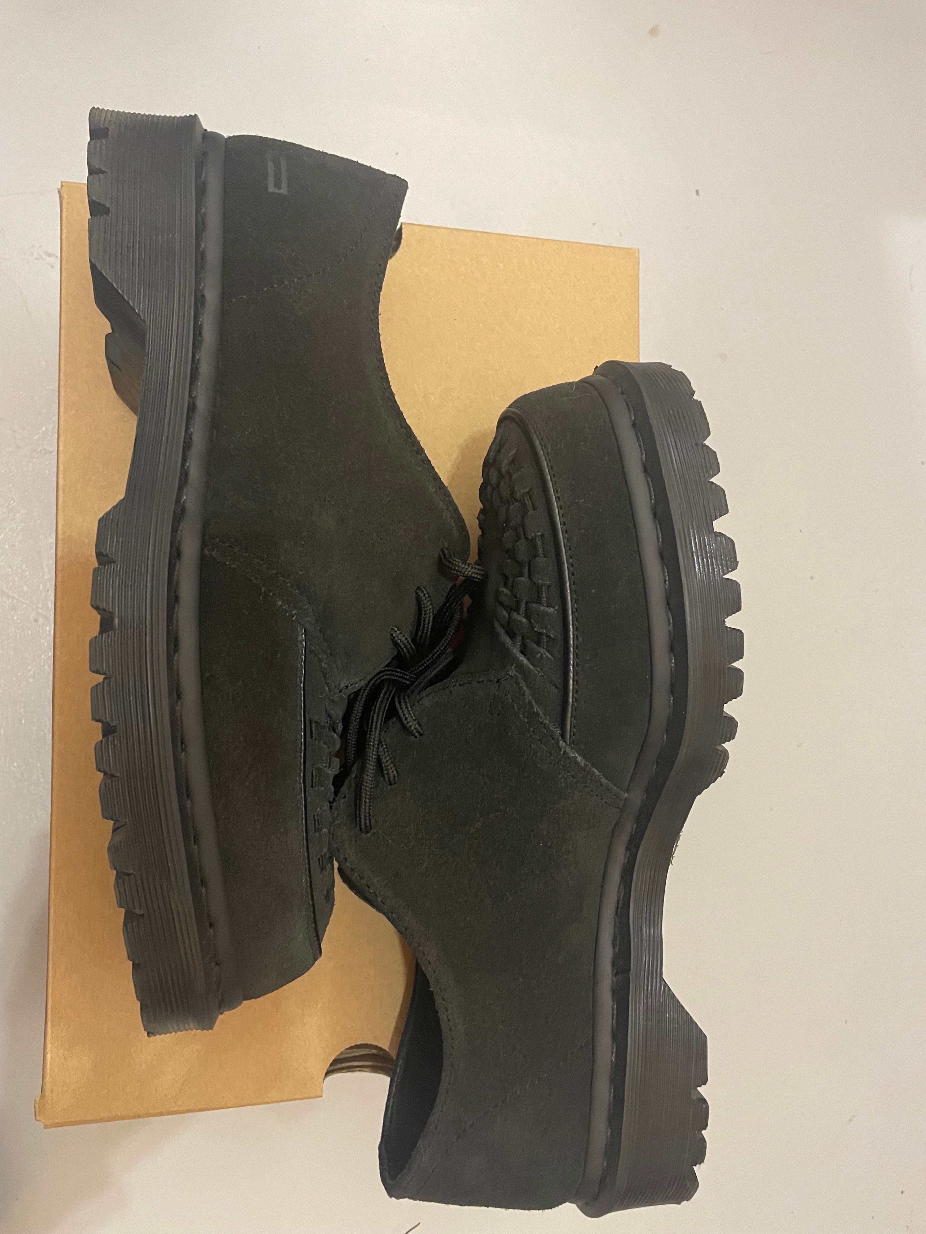 Supreme × Dr.Martens Ramsey Creeper "Black"