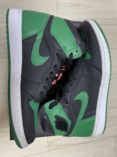 Nike Air Jordan 1 Retro High OG "Black/Pine Green" (2020)