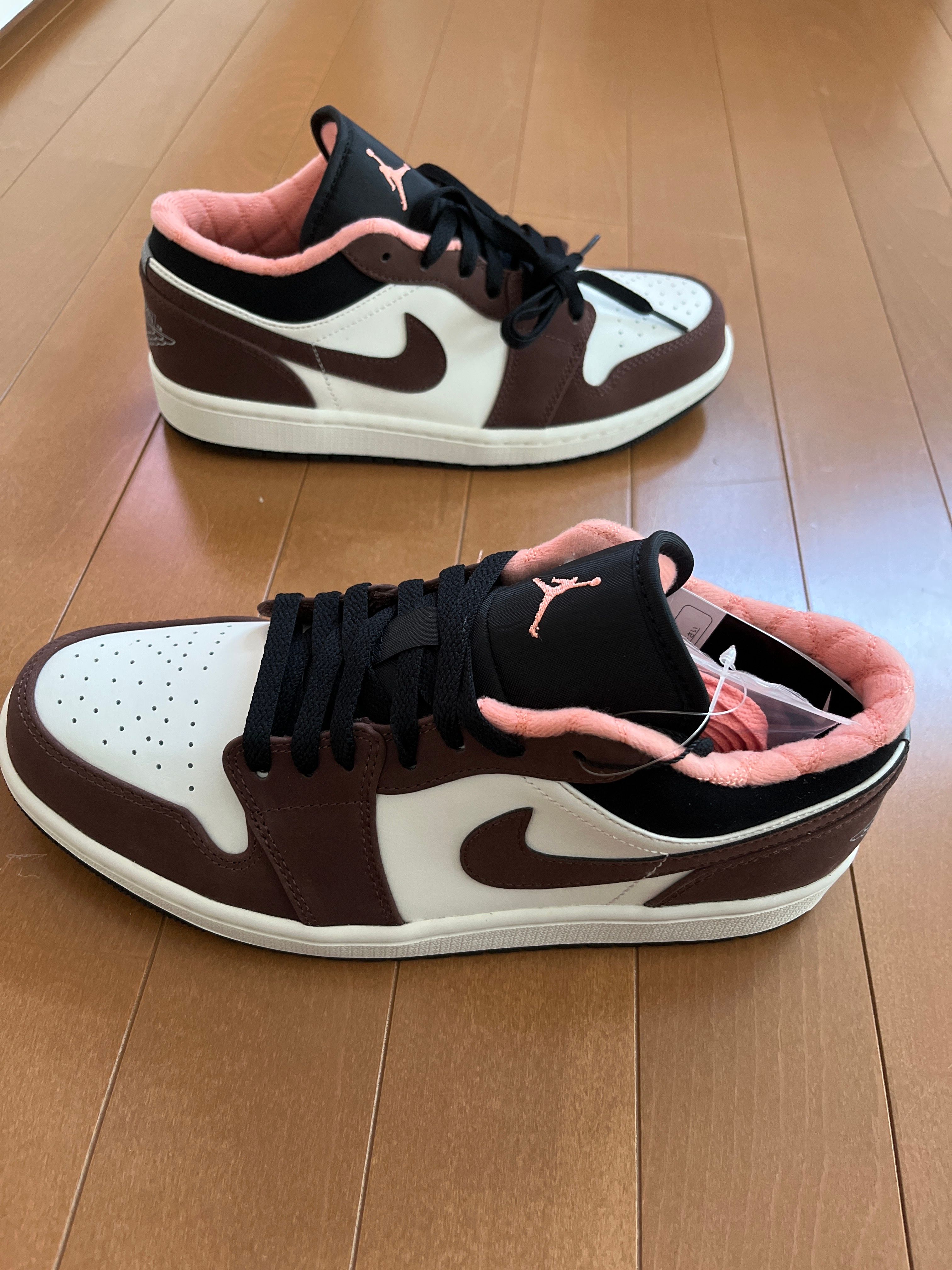 Nike Air Jordan 1 Low SE "Light Chocolate" / "Mocha Brown"