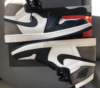 Nike Air Jordan 1 High OG "Sail/Dark Mocha/Black"