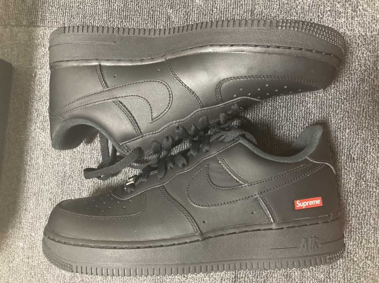 Supreme × Nike Air Force 1 Low "Black"