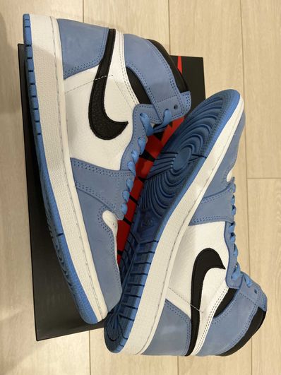 Nike Air Jordan 1 High OG "University Blue"