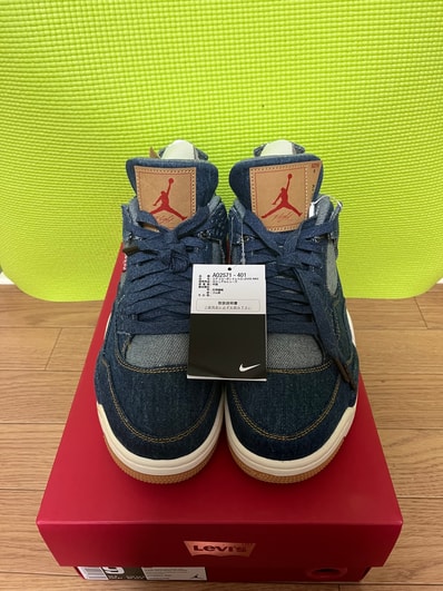 Nike × Levi's Air Jordan 4 "Denim" (LEVIS Tab)