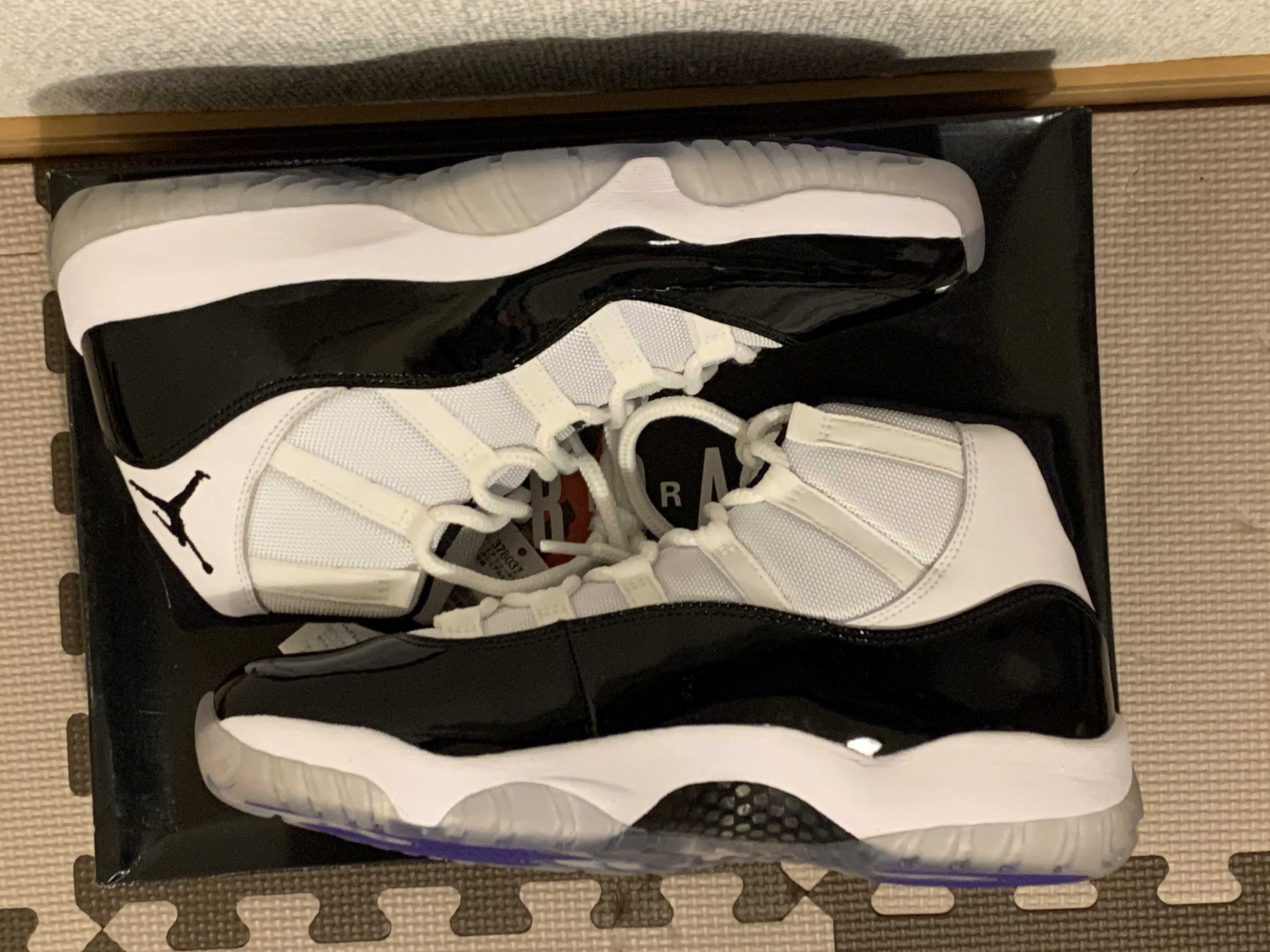 Nike Air Jordan 11 Retro "Concord" (2018)