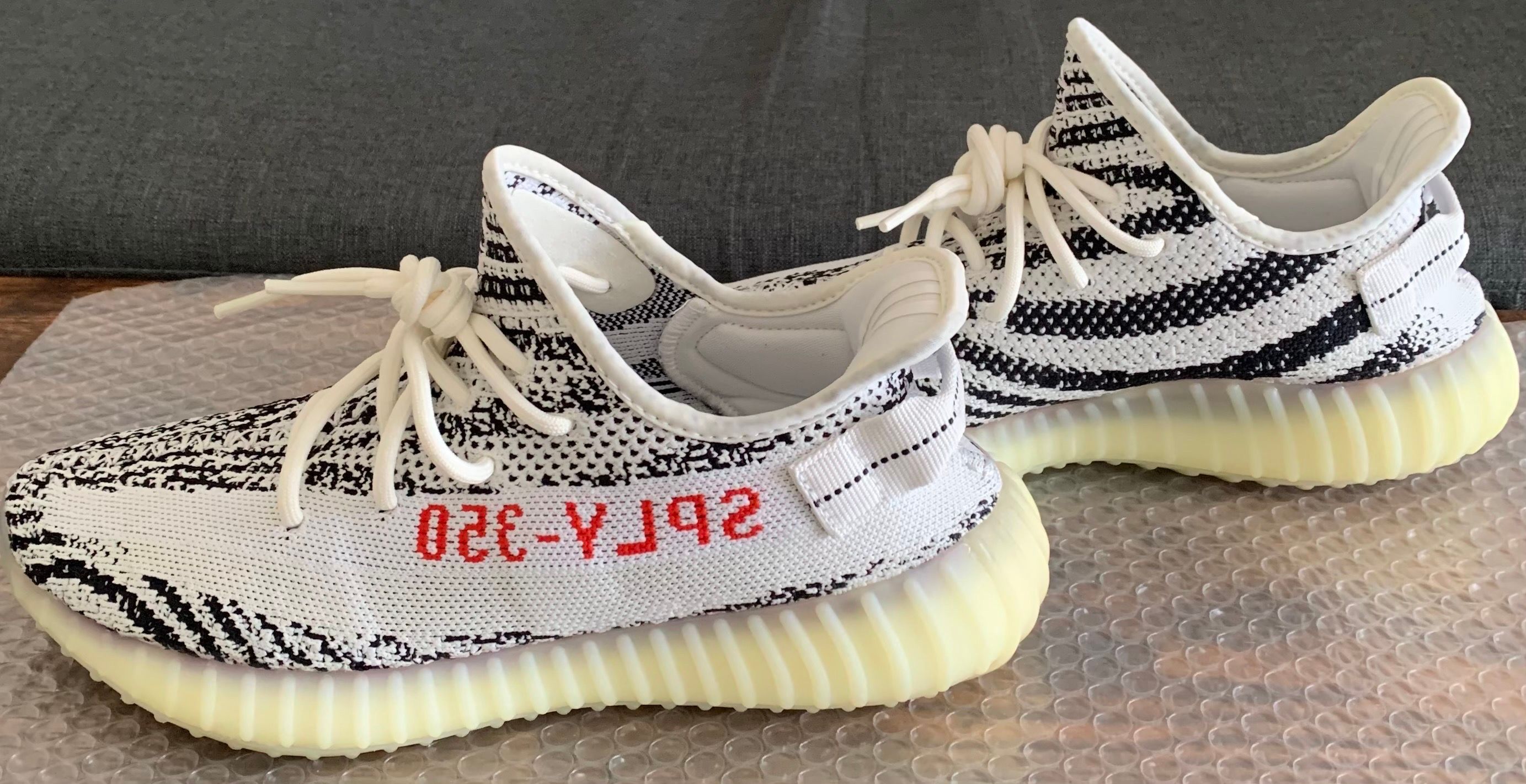 adidas YEEZY Boost 350 V2 "Zebra"