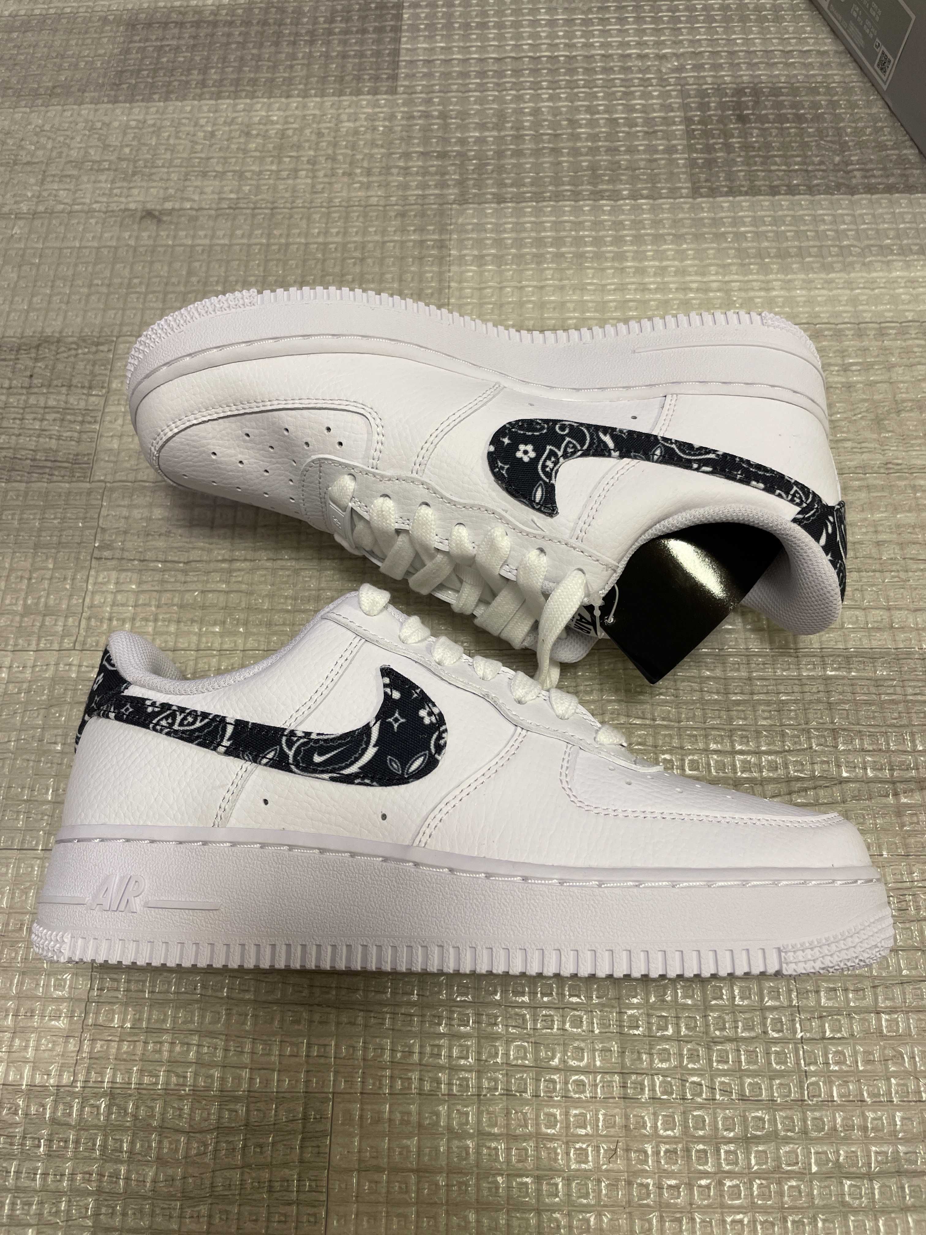 Nike Women's Air Force 1 Low '07 Essential "Black Paisley"