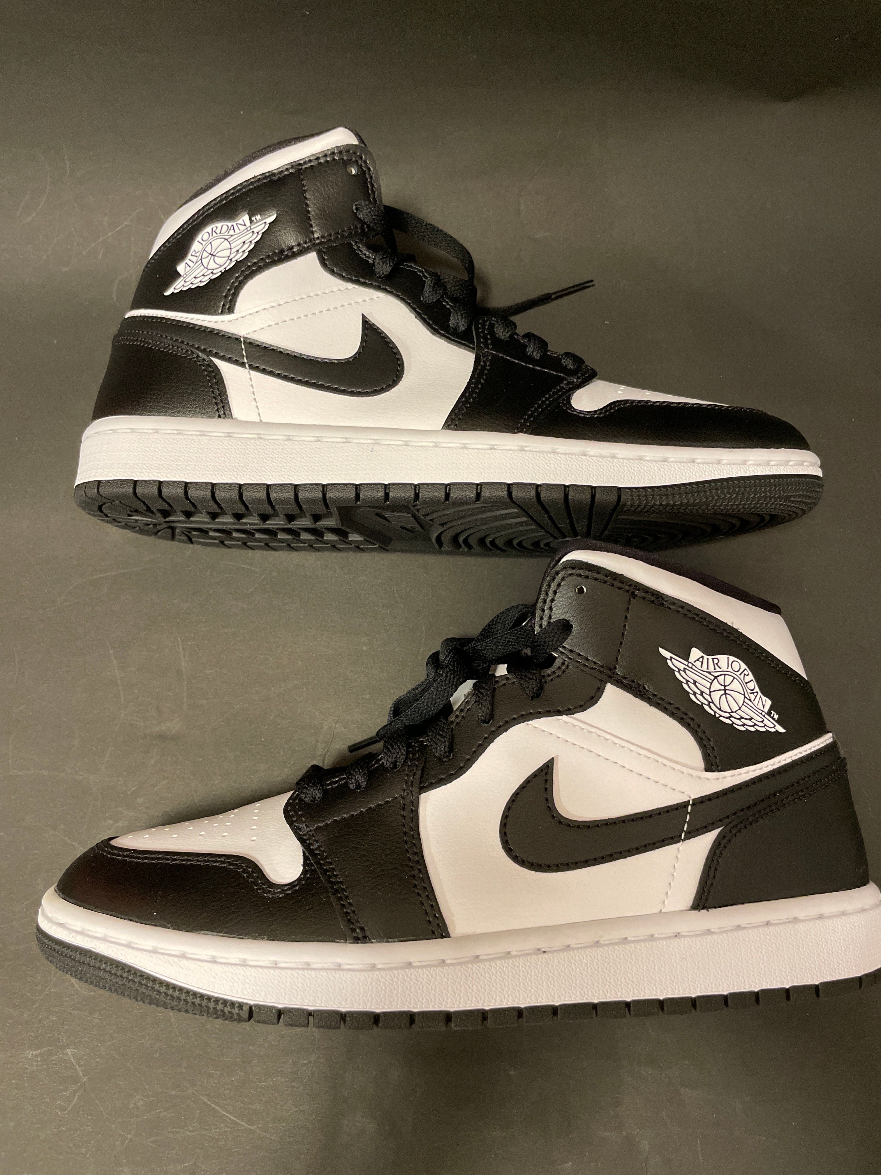 Nike Women's Air Jordan 1 Mid "Black/White"
