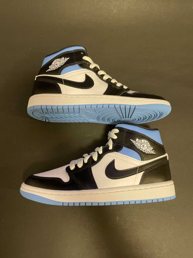 Nike Women's Air Jordan 1 Mid "Black/University Blue"