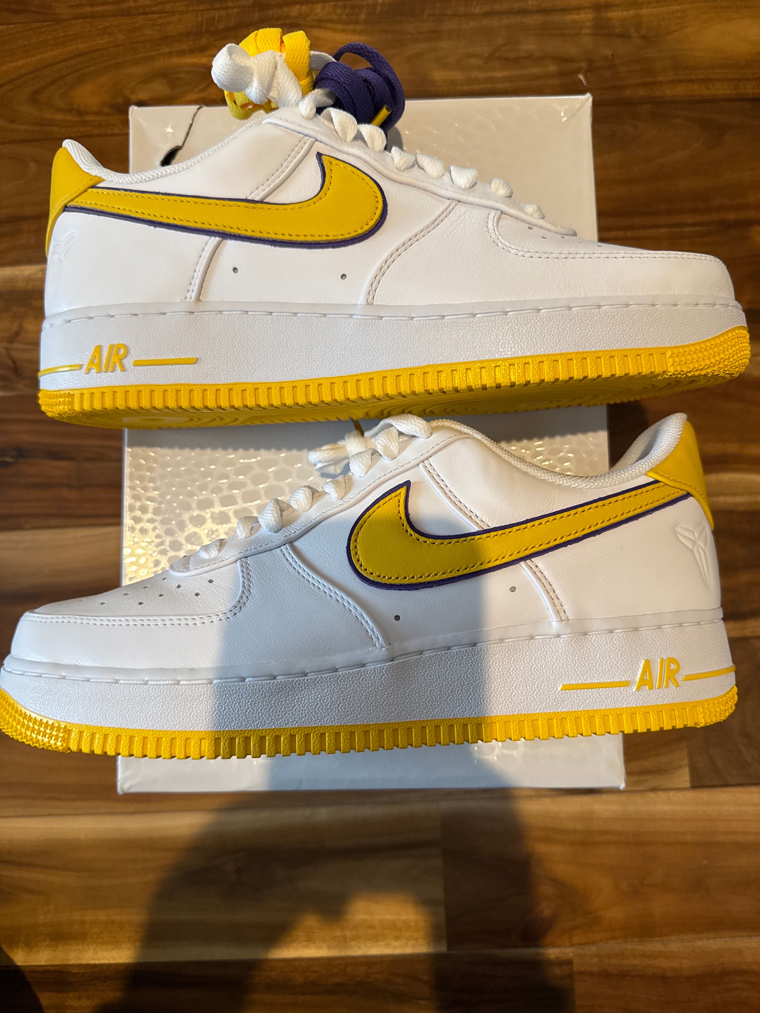 Kobe Bryant × Nike Air Force 1 Low Retro QS "Varsity Maize and Varsity Purple"