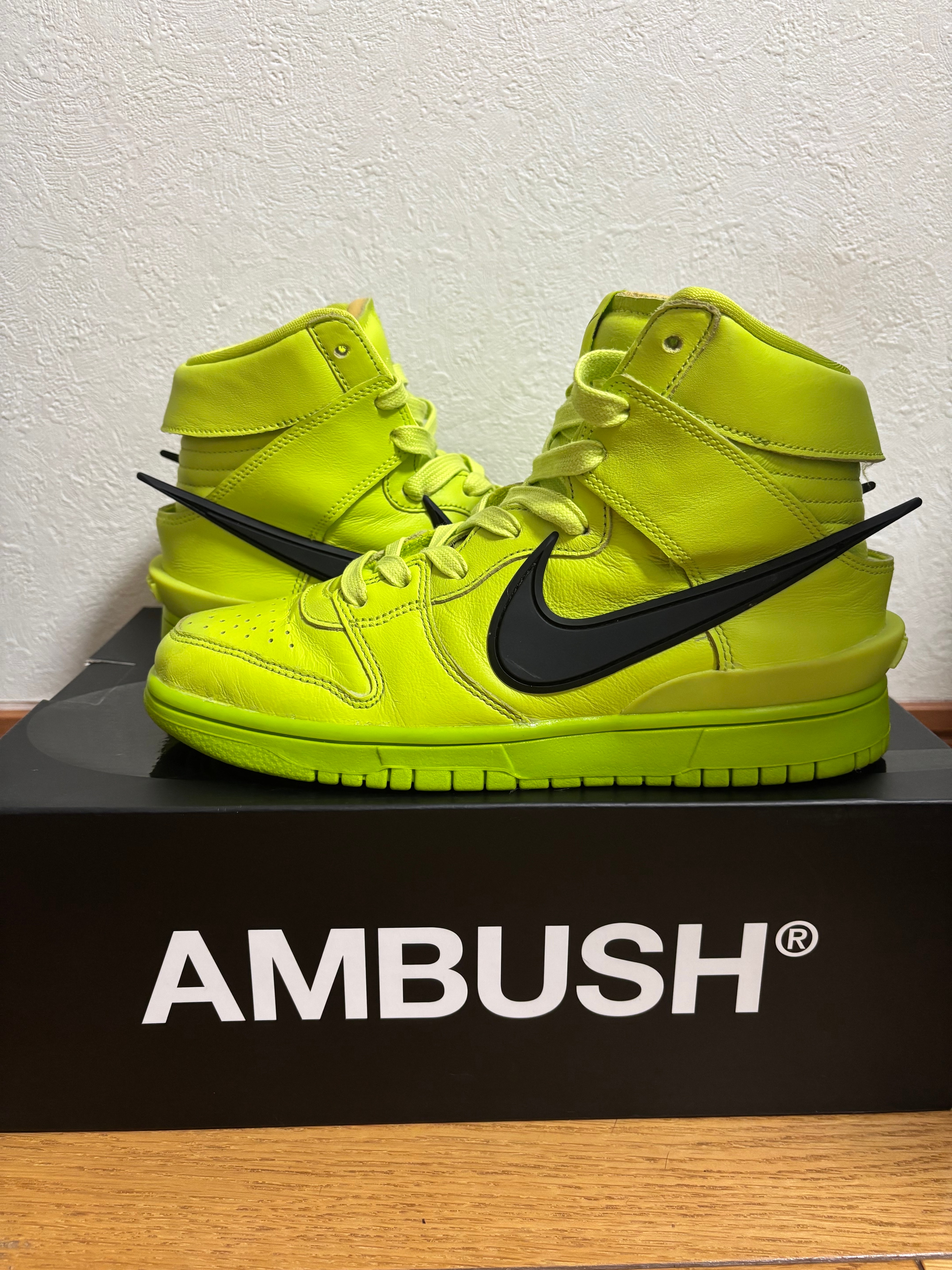 AMBUSH × NIKE DUNK HIGH "FLASH LIME"