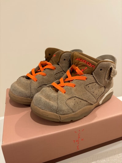 Travis Scott × Nike TD Air Jordan 6 "British Khaki"