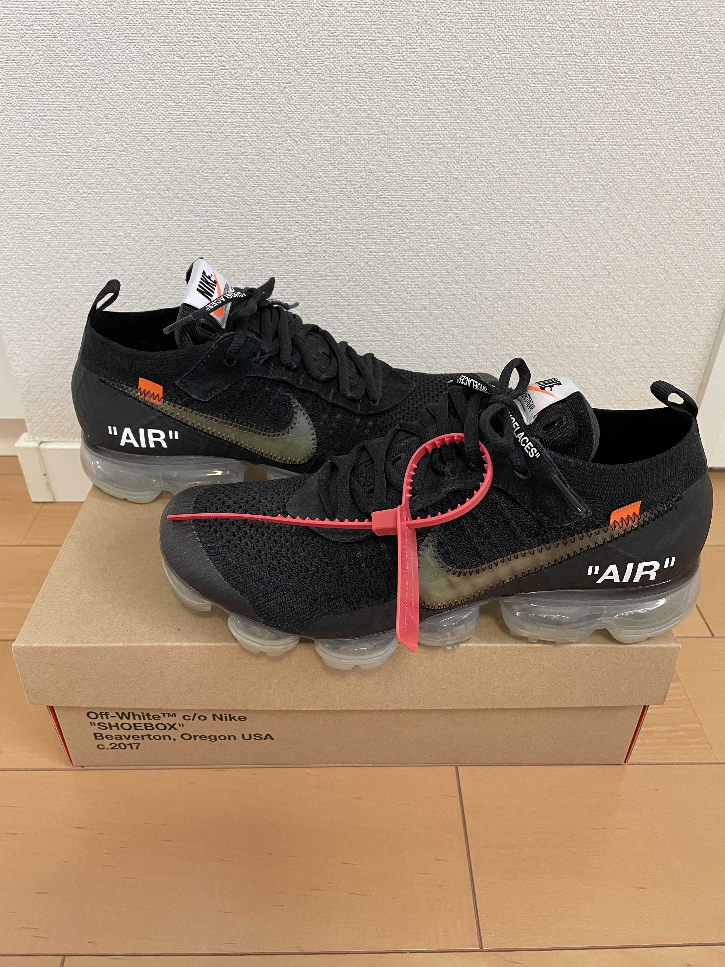 Off-White × Nike Air Vapormax "Black/Total Orange/Clear"
