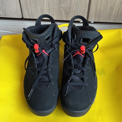 Nike Air Jordan 6 Retro OG "Black/Infrared"