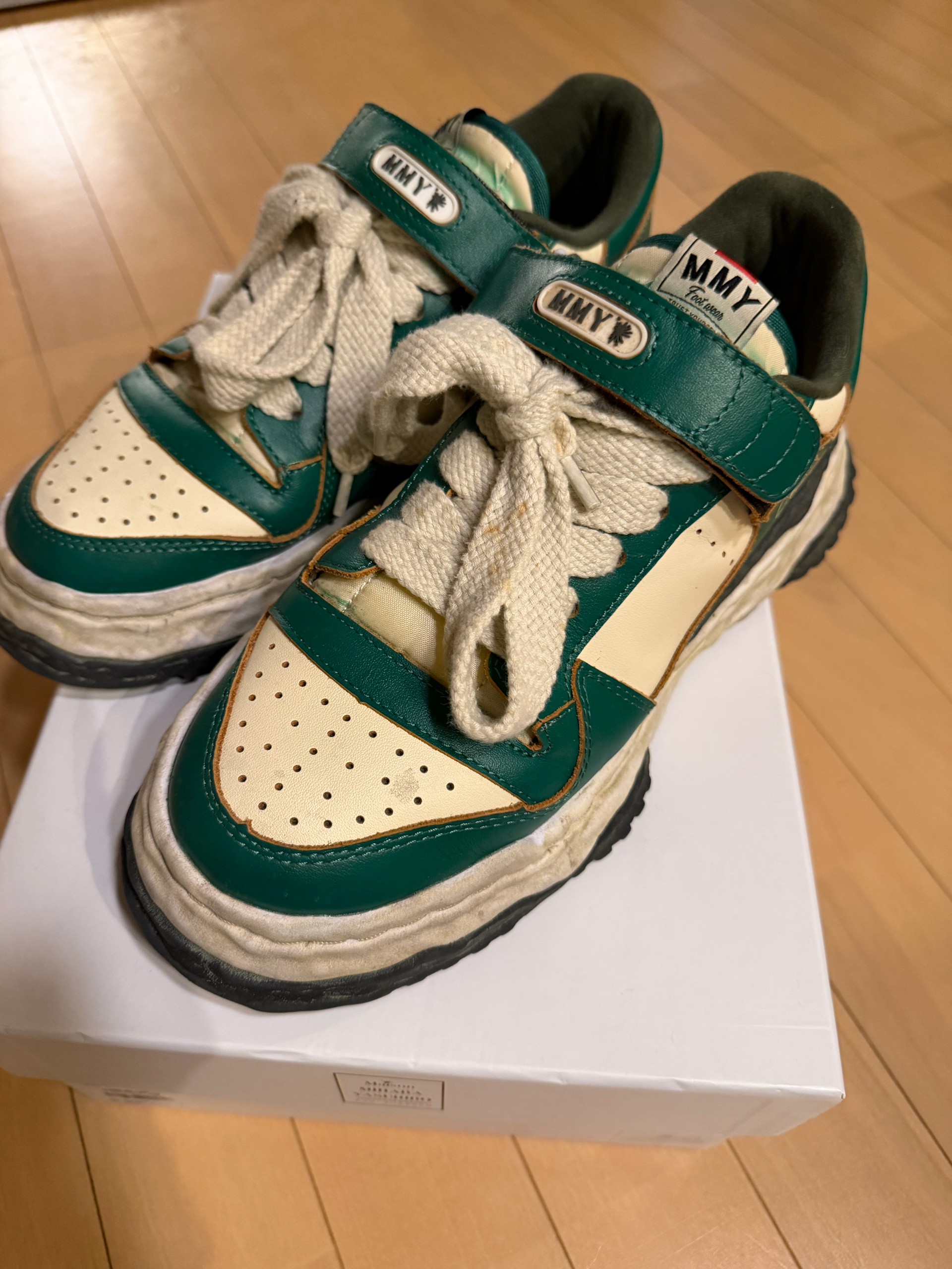Maison MIHARA YASUHIRO KEITH OG Sole VL Leather Low-top Sneaker "Green/White"