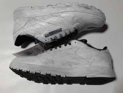 Maison Margiela × Reebok Classic Leather Tabi "Bianchetto"