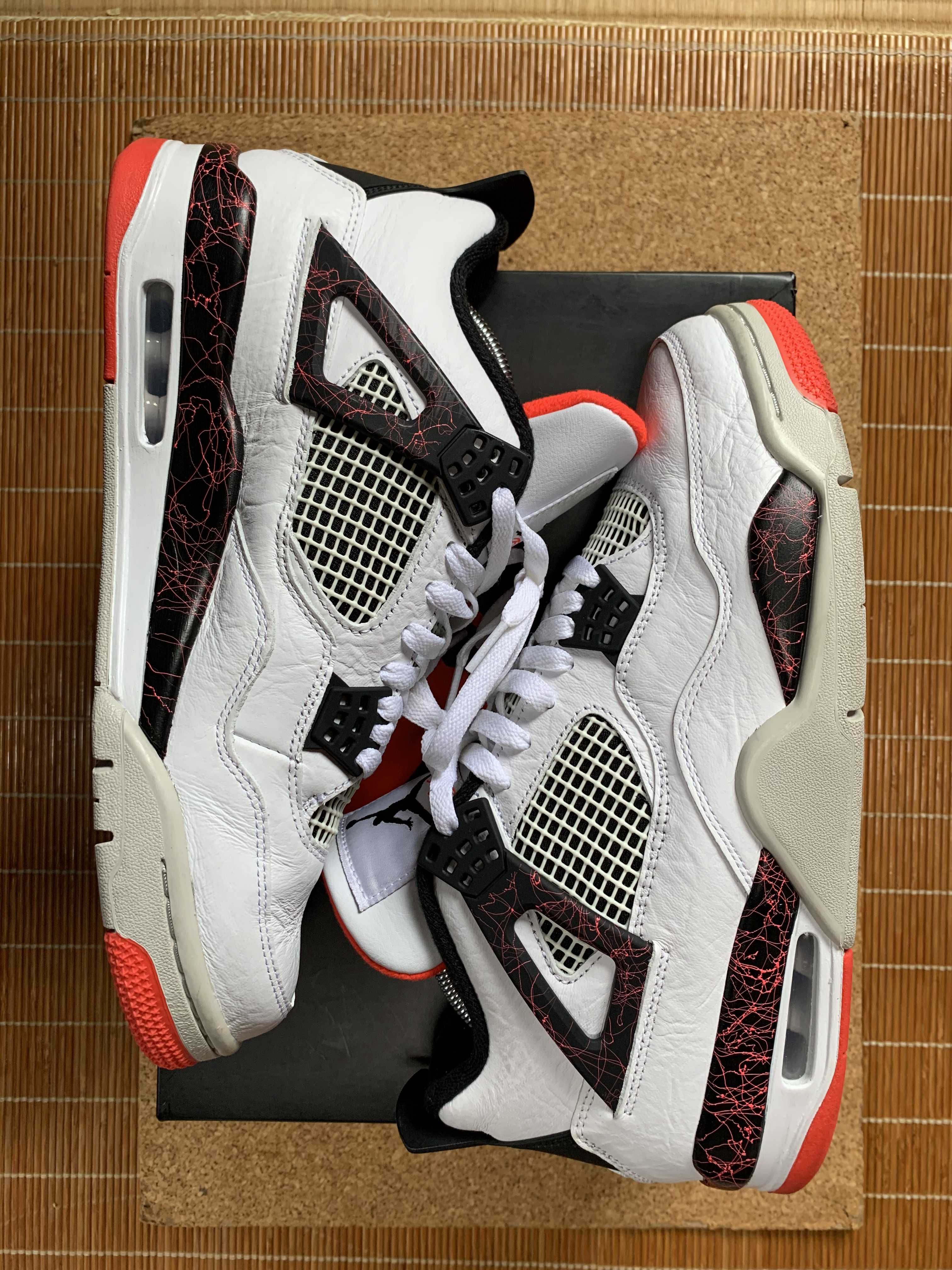 Nike Air Jordan 4 Retro "Flight Nostalgia"