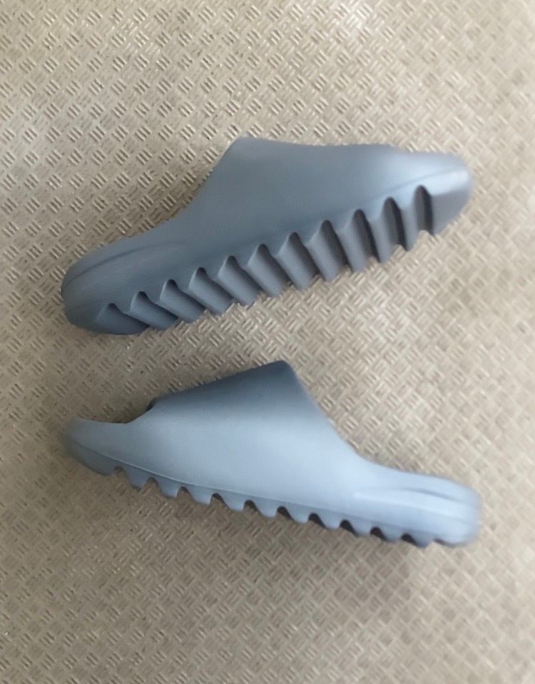 adidas YEEZY Slide "Slate Grey"
