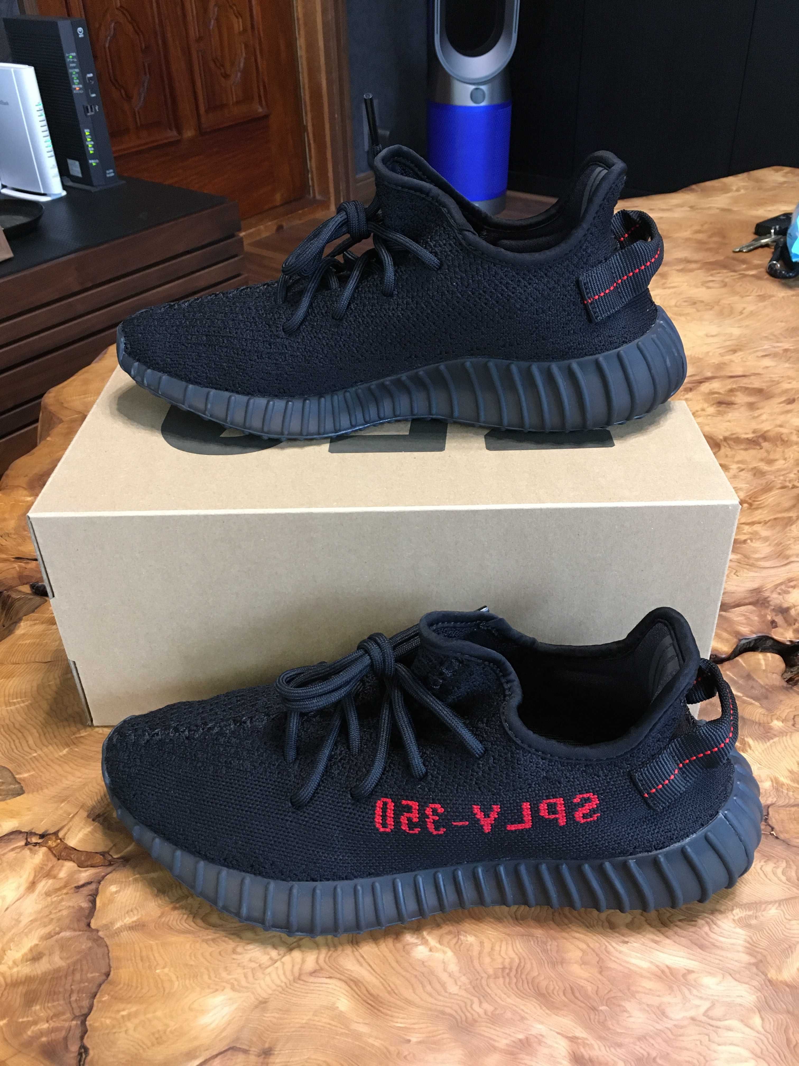 adidas YEEZY Boost 350 V2 "Core Black/Red" (2020)