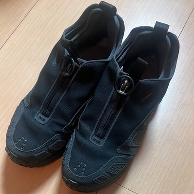 Nike Women's Air Max SNDR GORE-TEX "Black and Dark Smoke Grey"