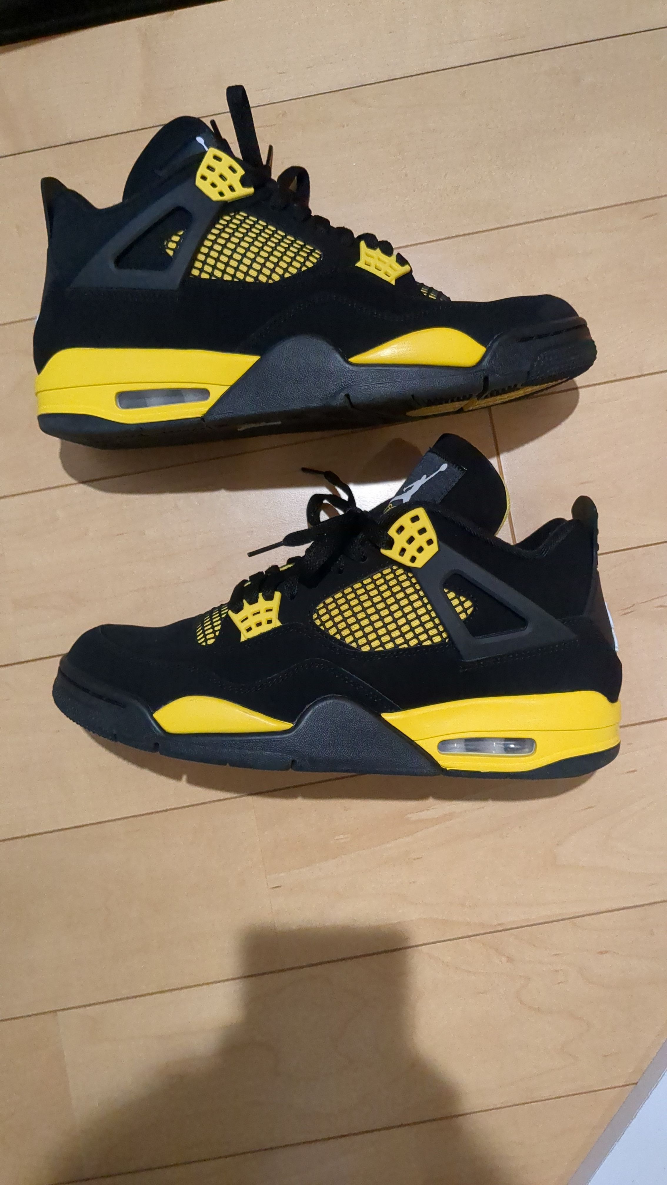 Nike Air Jordan 4 Retro "Thunder"(2023)