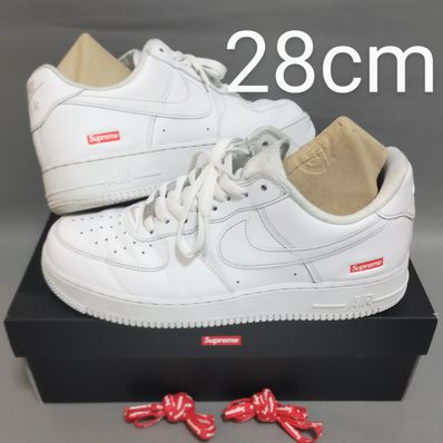 Supreme × Nike Air Force 1 Low "White"