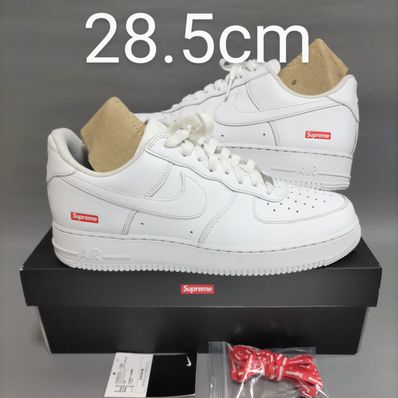 Supreme × Nike Air Force 1 Low "White"