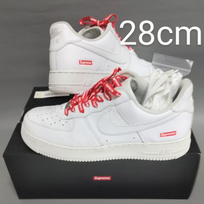 Supreme × Nike Air Force 1 Low "White"