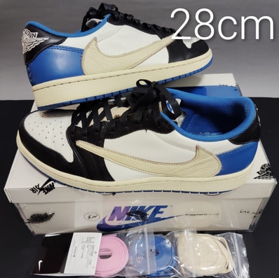 Travis Scott × fragment design × Nike Air Jordan 1 Low OG SP "Military Blue"
