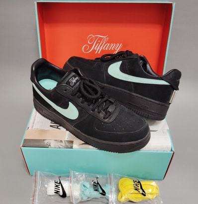 Tiffany & Co. × Nike Air Force 1 Low "1837"